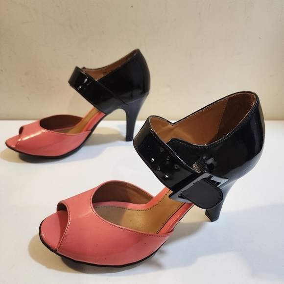 Croft and Borrow Buckle Heels open Toe Shoea size 8M - Picture 3 of 14